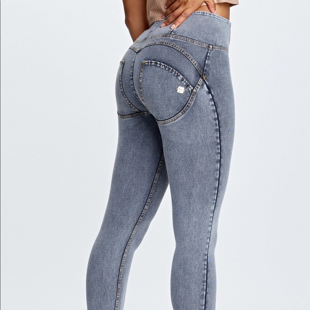 WR UP HIGH WAISTED 7/8 length Freddy pants